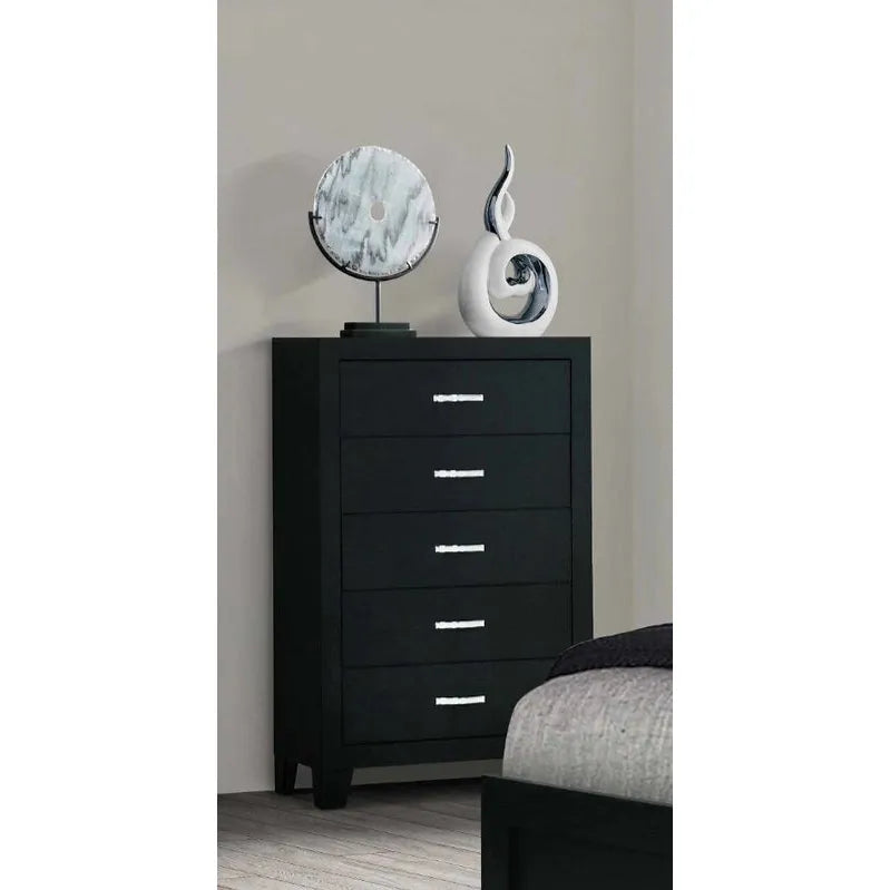 Black dresser with 5 drawers