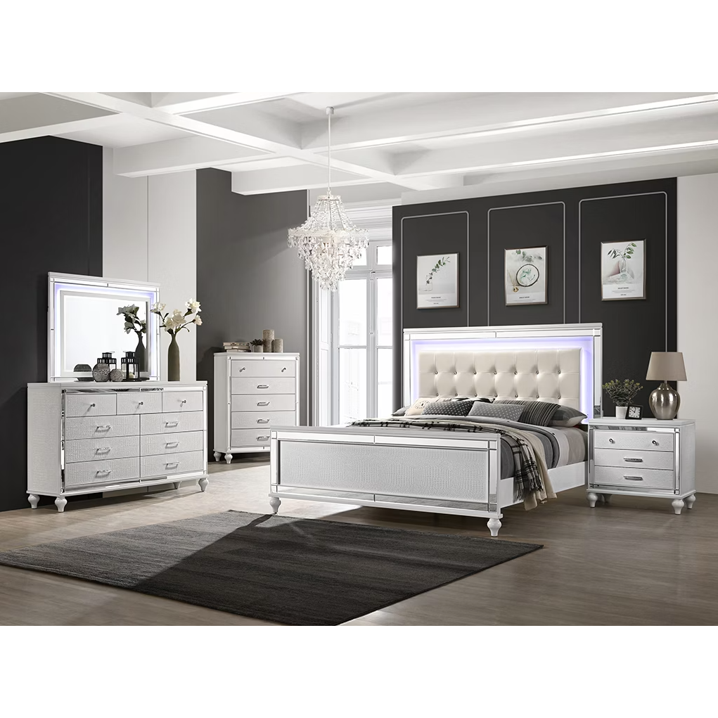 Valentino Silver Upholstered Panel Bedroom Set