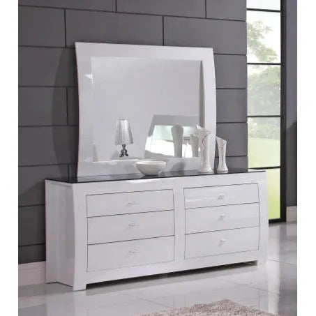 White dresser with large mirror 