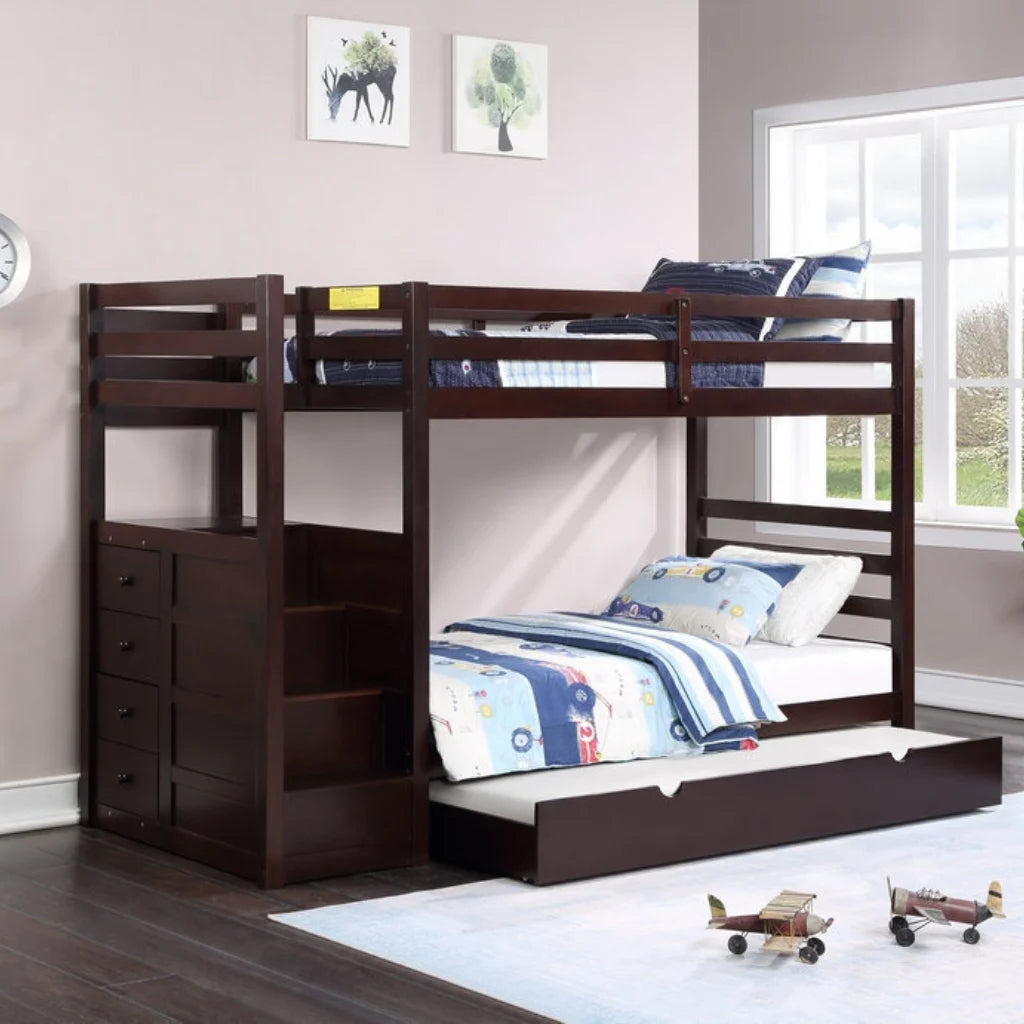 Wooden bunk bed with pull-out trundle 