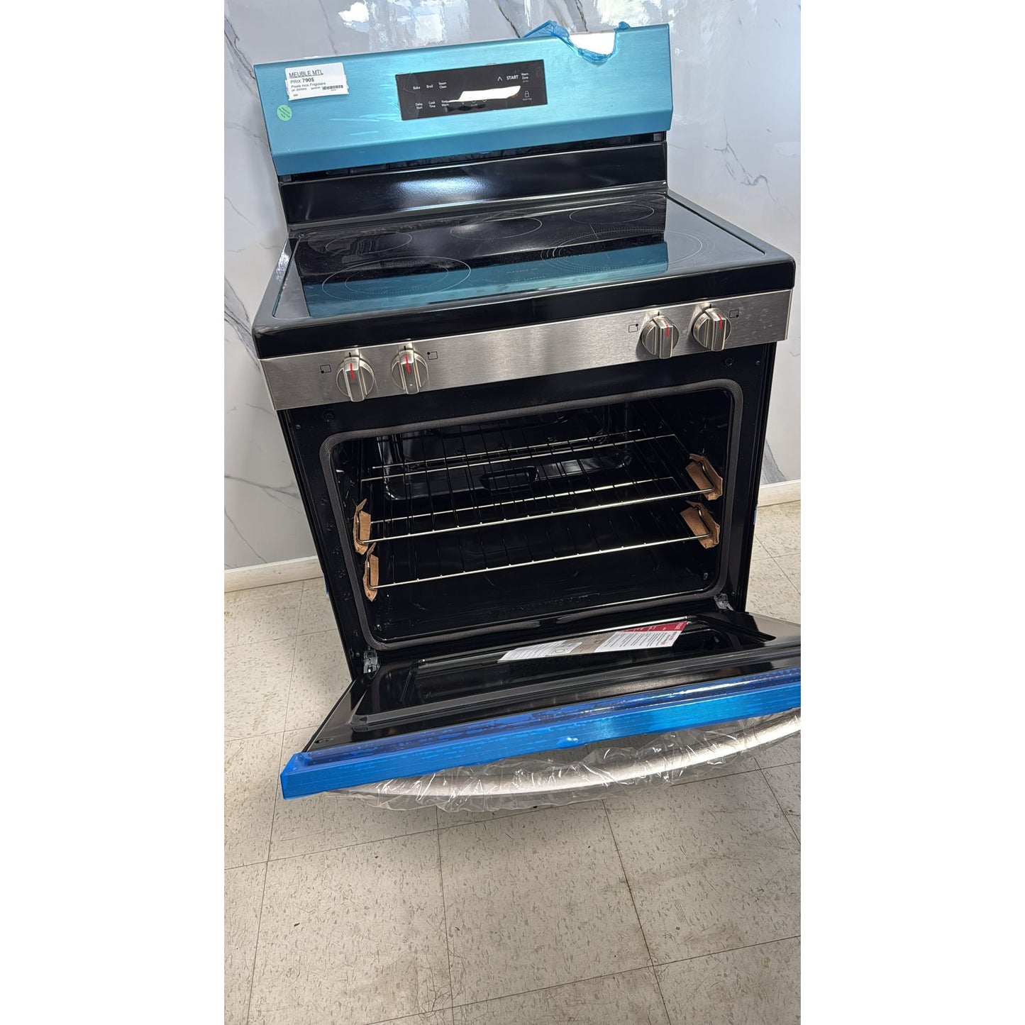 🔥 CUISINIÈRE FRIGIDAIRE ACIER INOXYDABLE 30" - 650$ 🔥