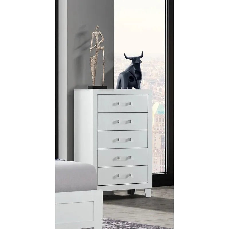 White Chest Of Drawers